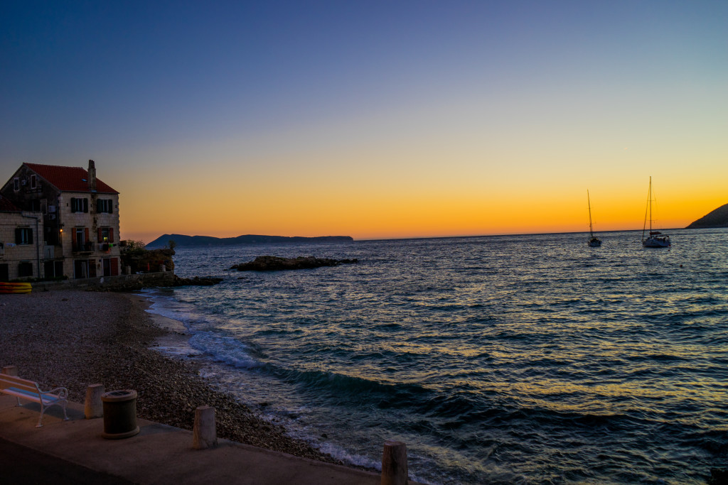 Sandro Sunset 8