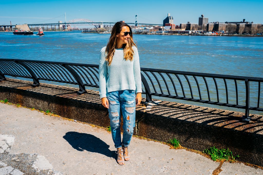 Luckey Alex Styling Ripped Jeans 1